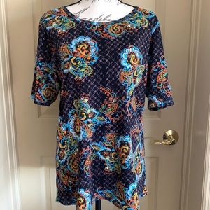 EUC LuLaRoe Gigi Top